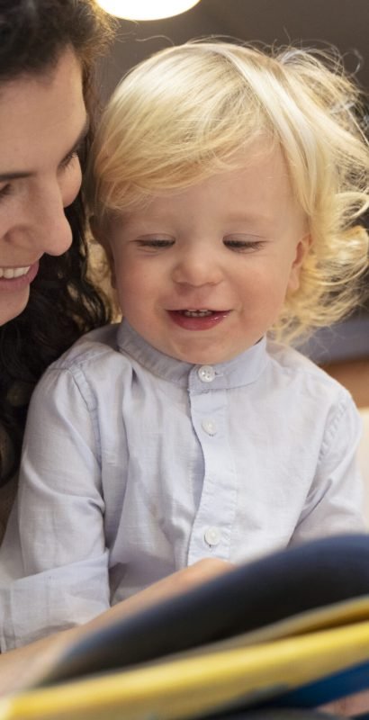 christian-family-praying-together (1)